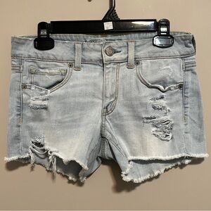 American Eagle Outfitters Distressed Midi Jean Shorts, size 6